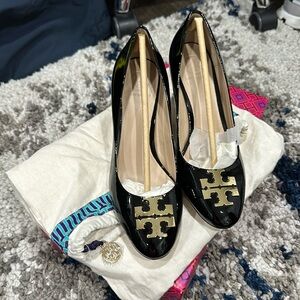 Tory Burch Raleigh 70MM Patent Leather Pump